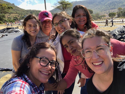 Women at Beneficio Don Esteban